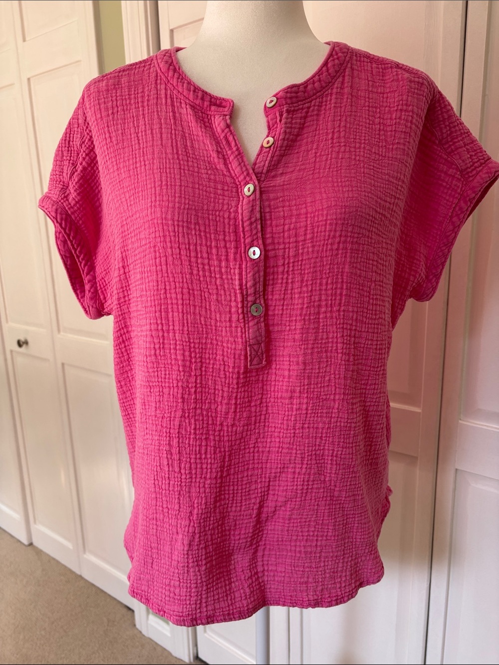 Faherty Vibrant Pink Gauze Button-Front Desmond Top